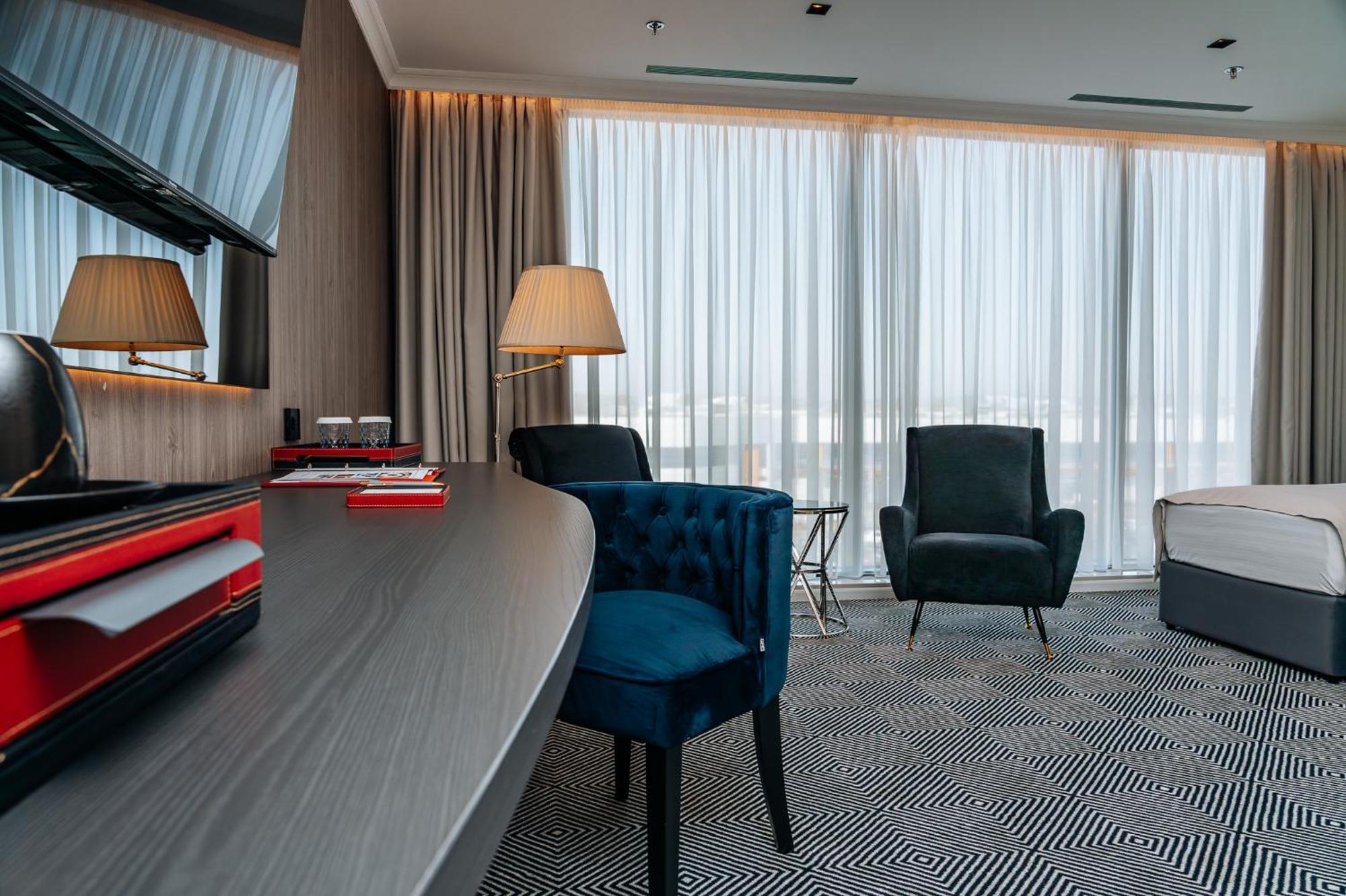 Sky Airport Hotel 클루지나포카 외부 사진